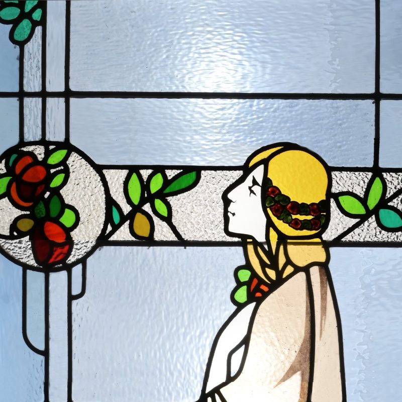 VITRAL “Two red roses across the moon”